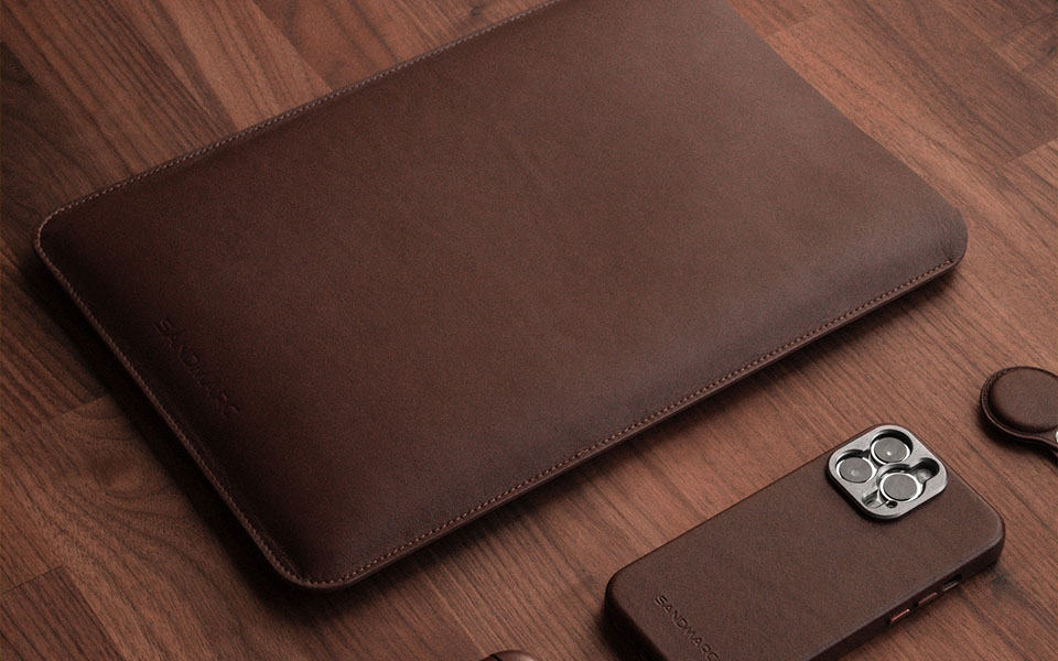 Leather Edition - MacBook Pro Sleeve